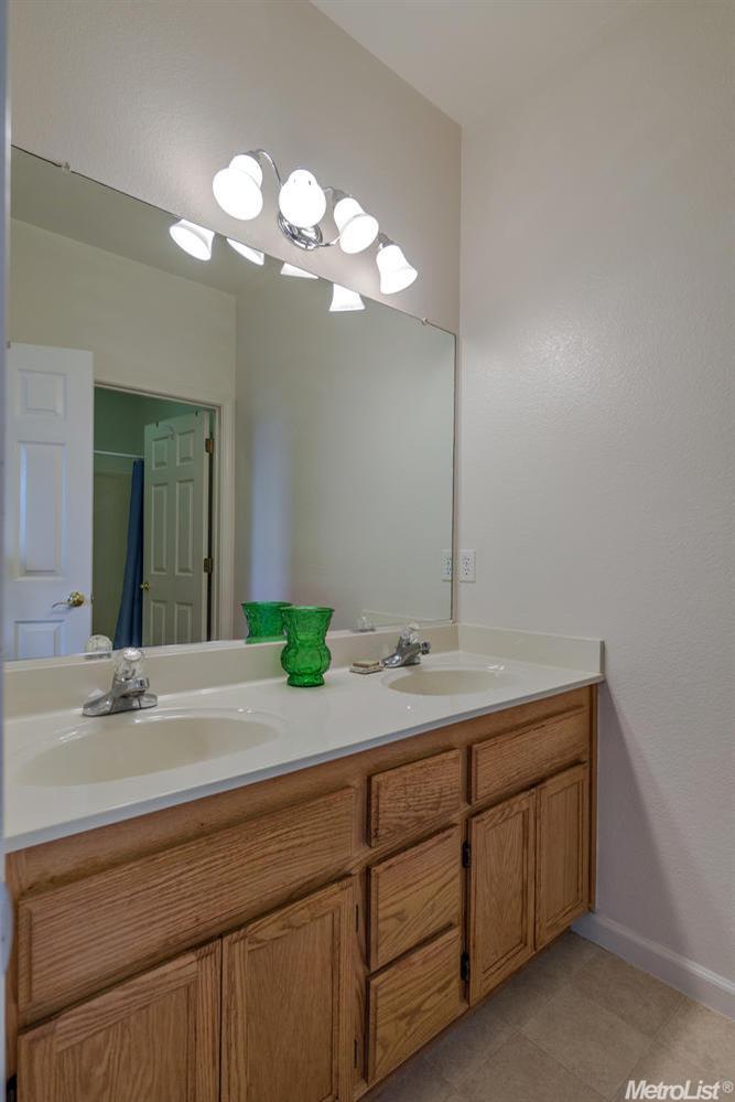 1127 Mesquite Dr, Davis, CA 95618 photo 21