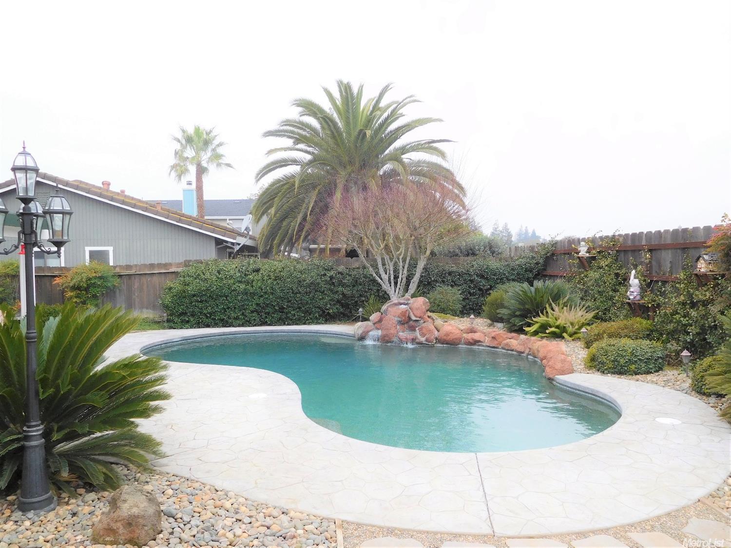 2065 Castleview Dr, Turlock, CA 95382 photo 16