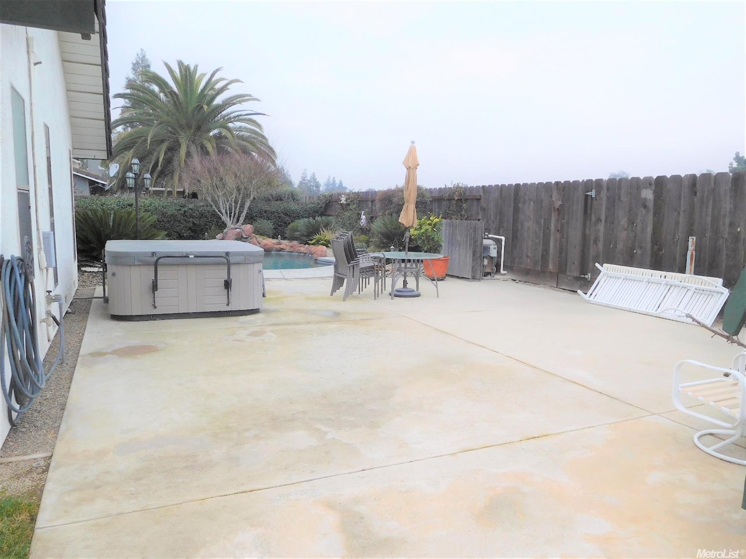 2065 Castleview Dr, Turlock, CA 95382 photo 21