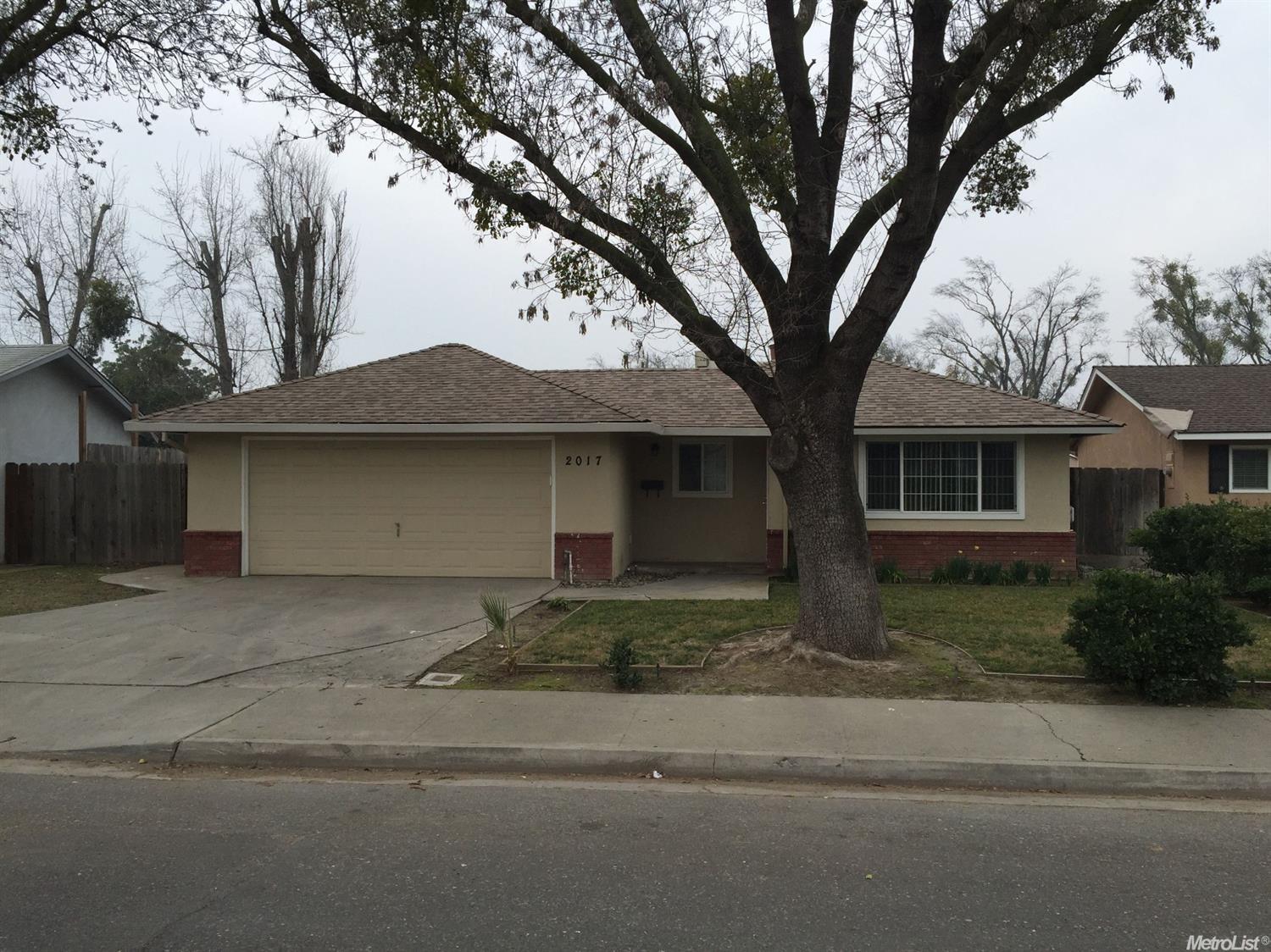 2017 Ellison Dr, Modesto, CA 95355 photo 1
