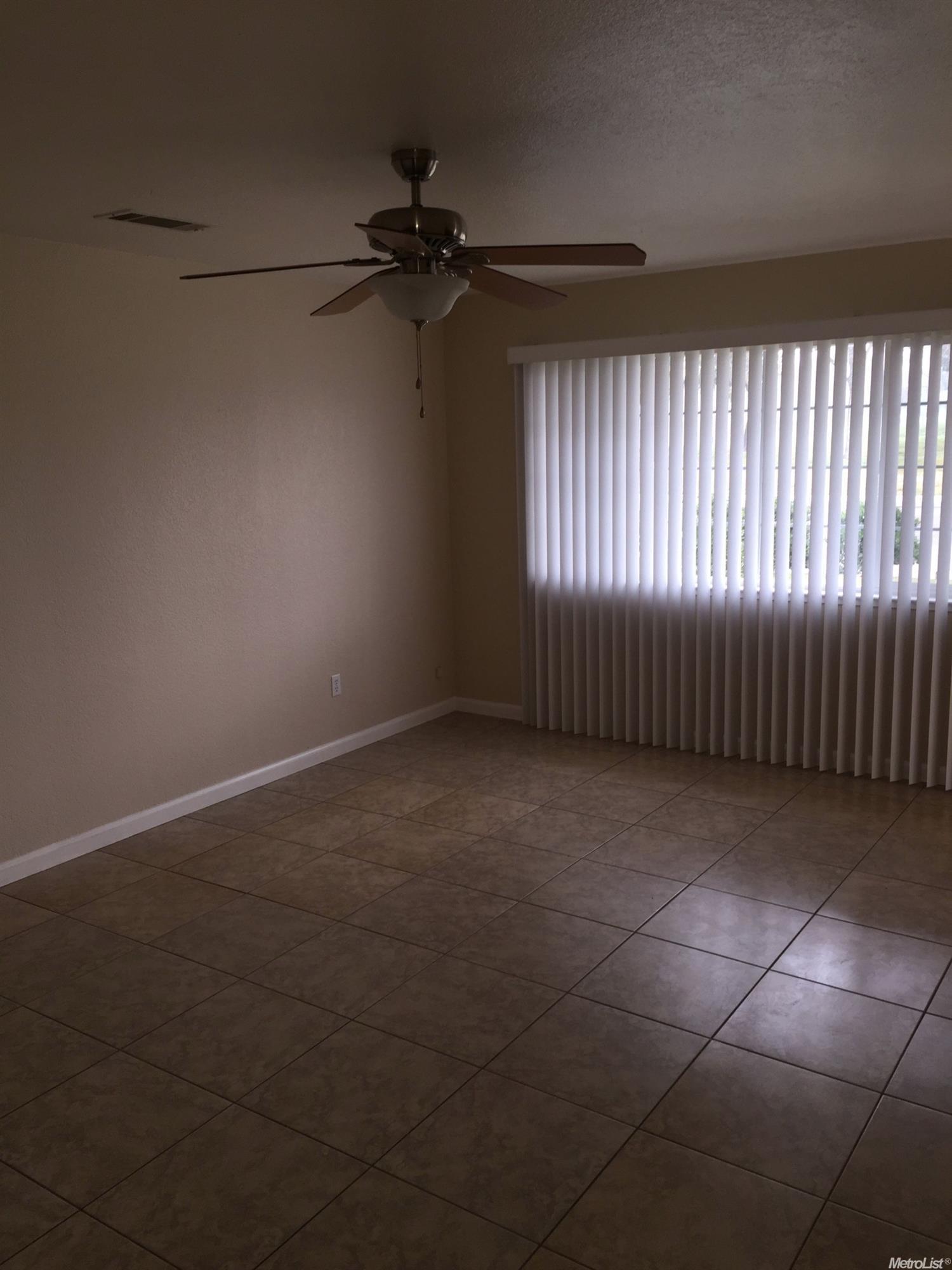 2017 Ellison Dr, Modesto, CA 95355 photo 3