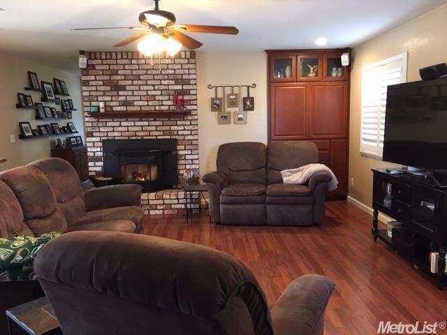 1686 Springcreek Way, Manteca, CA 95337 photo 4