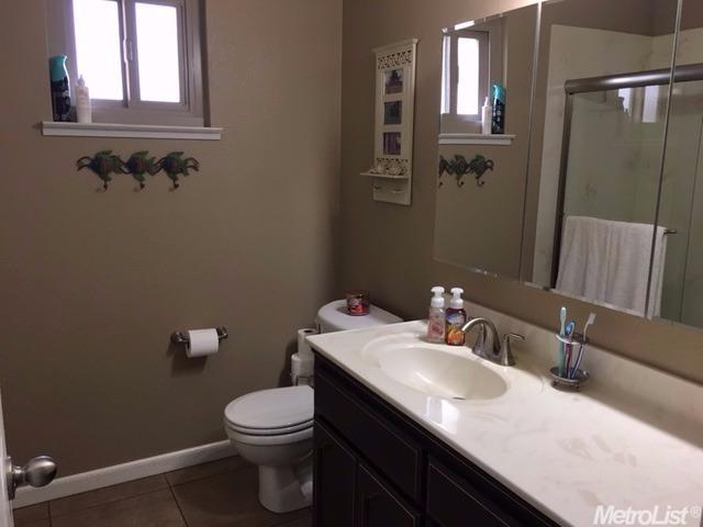 1686 Springcreek Way, Manteca, CA 95337 photo 10