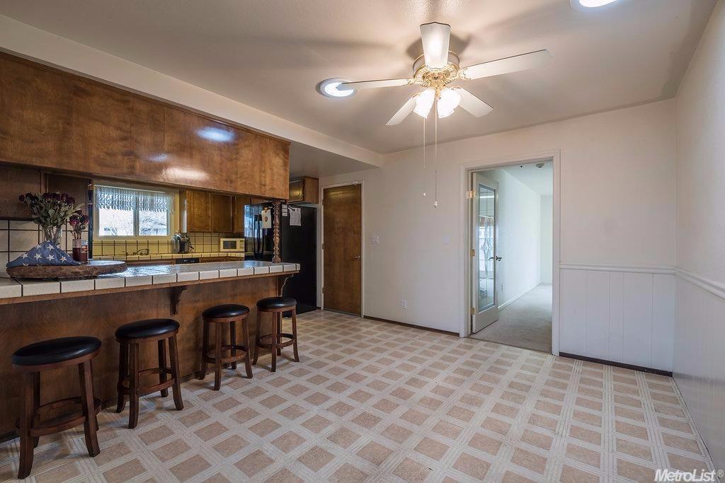 761 E A St, Oakdale, CA 95361 photo 9