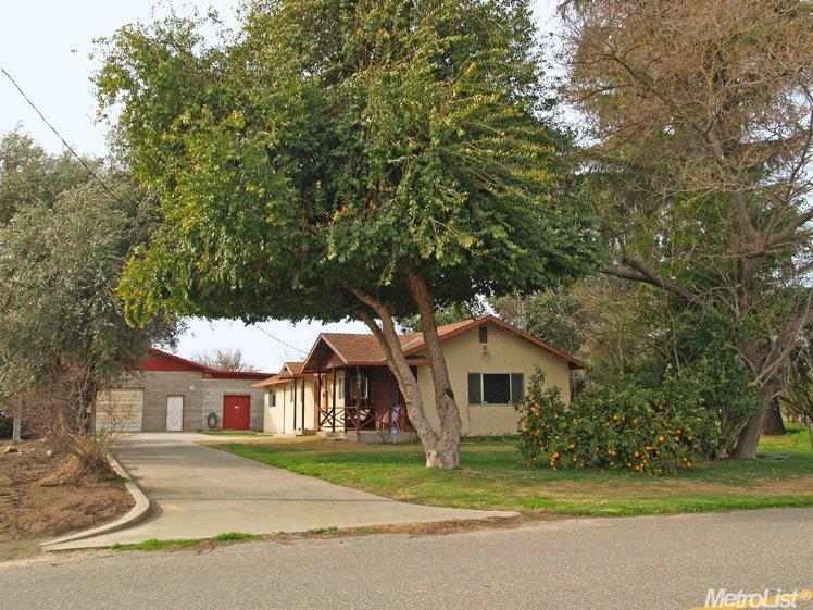 2301 Verduga Rd, Hughson, CA 95326 photo 1