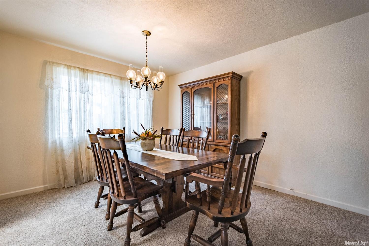 1230 Windsor Pl, Manteca, CA 95336 photo 10