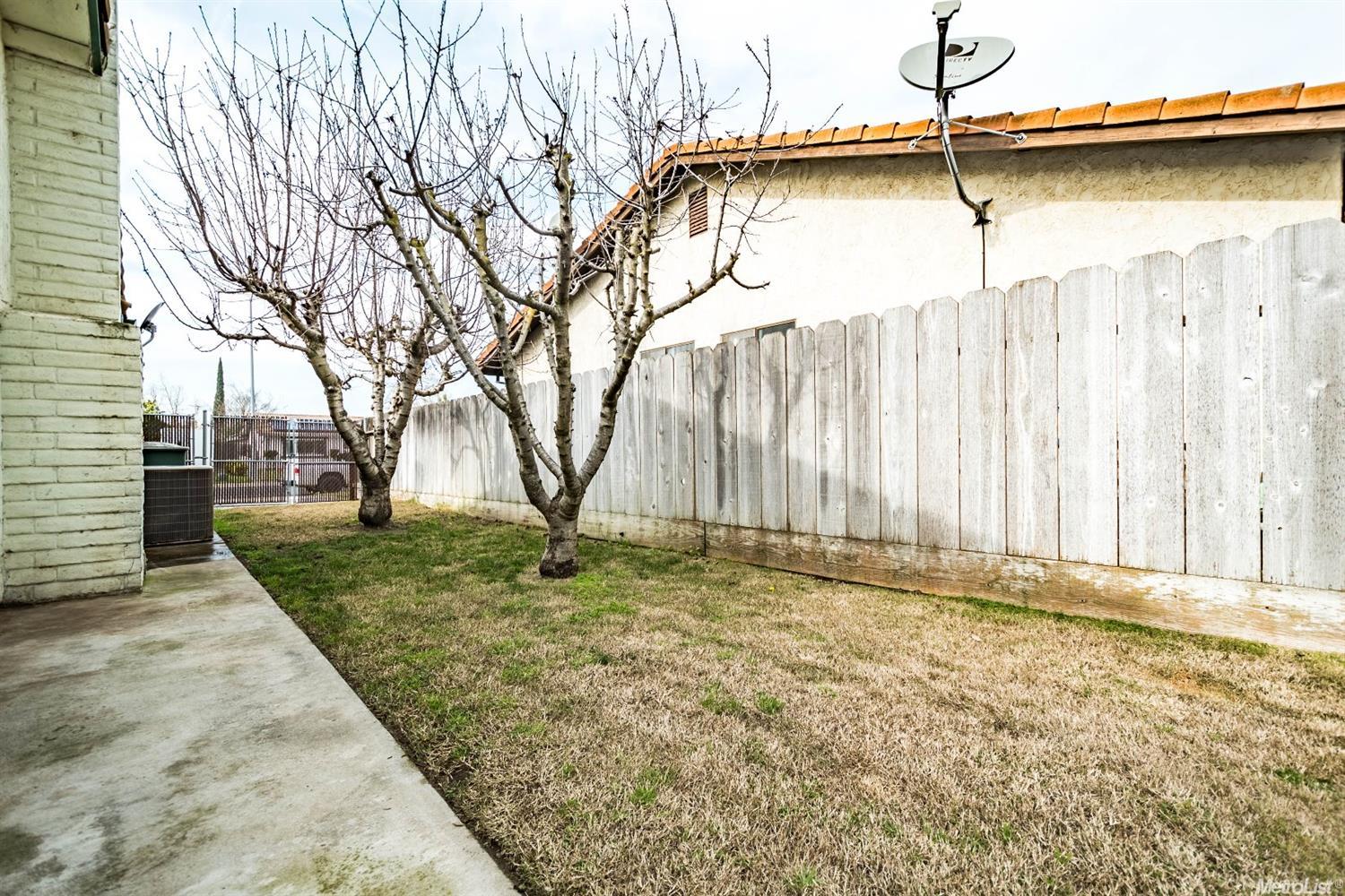 1230 Windsor Pl, Manteca, CA 95336 photo 19
