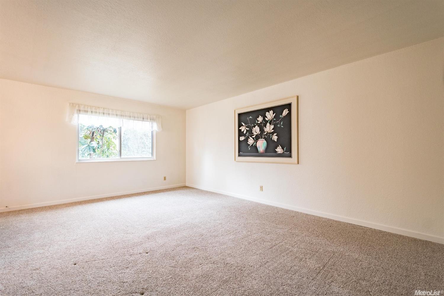 1230 Windsor Pl, Manteca, CA 95336 photo 11
