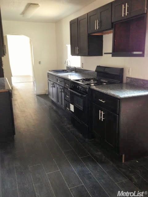 810 Kerr, Modesto, CA 95354 photo 4