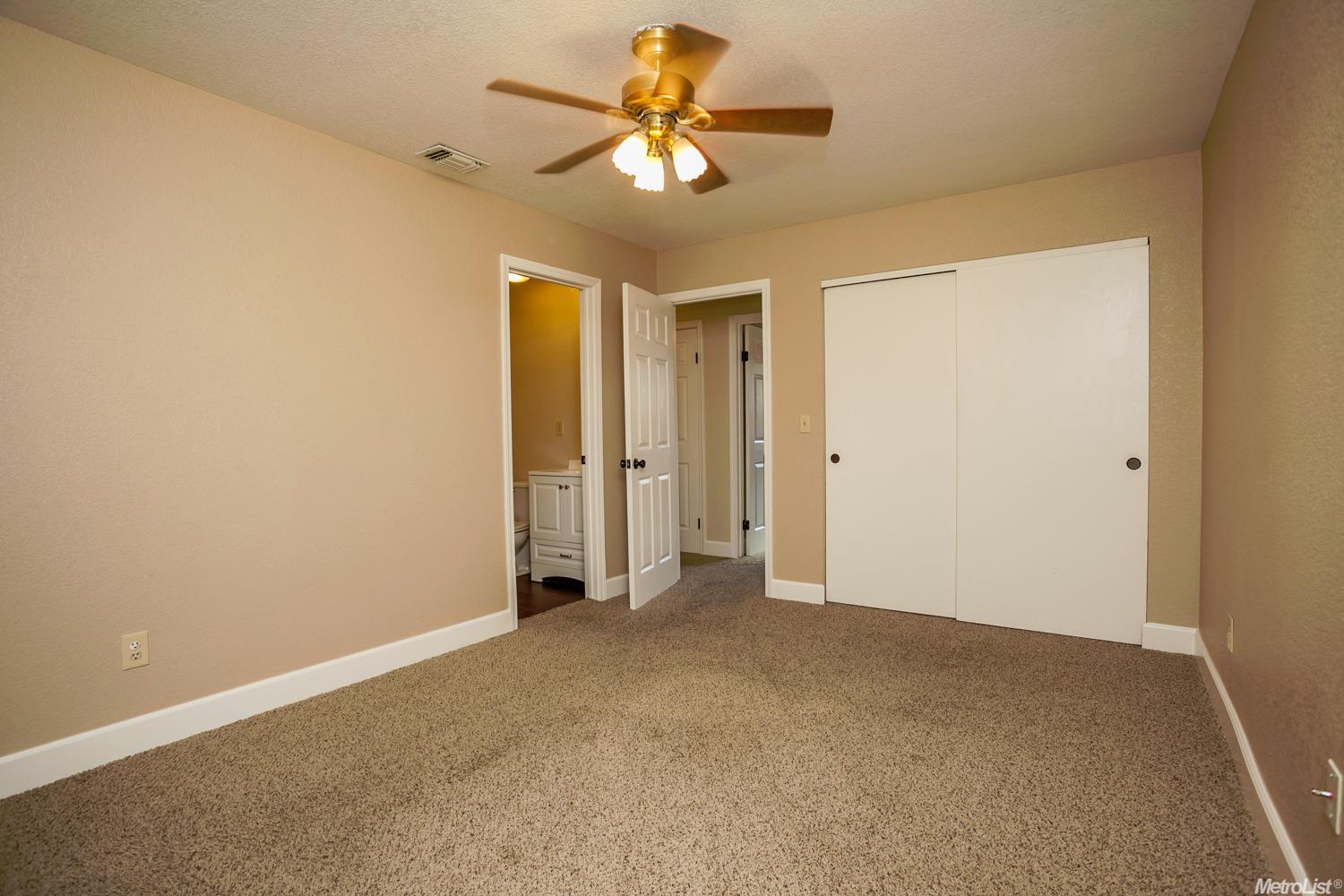 1478 W 4th St, Ripon, CA 95366 photo 6