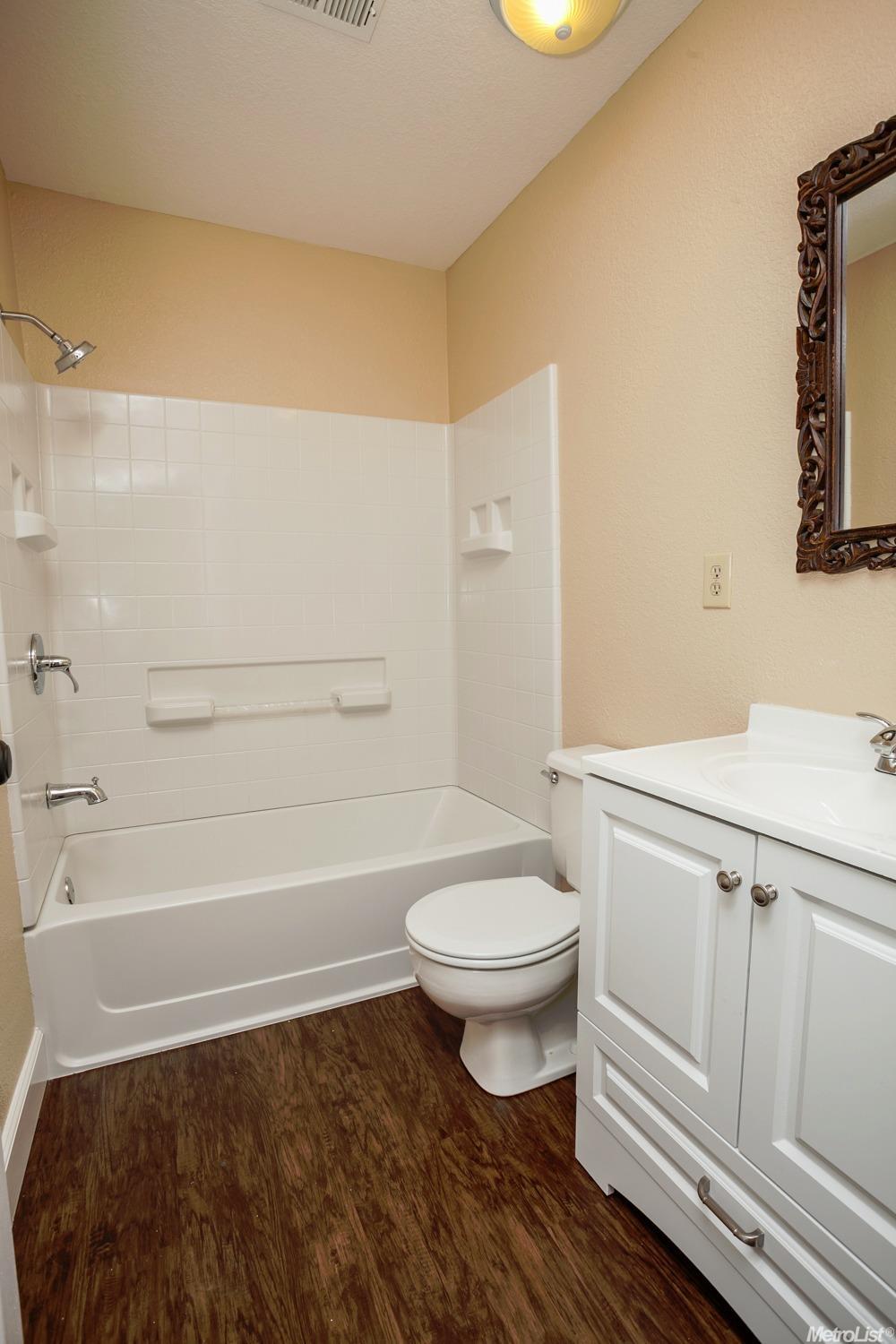 1478 W 4th St, Ripon, CA 95366 photo 9