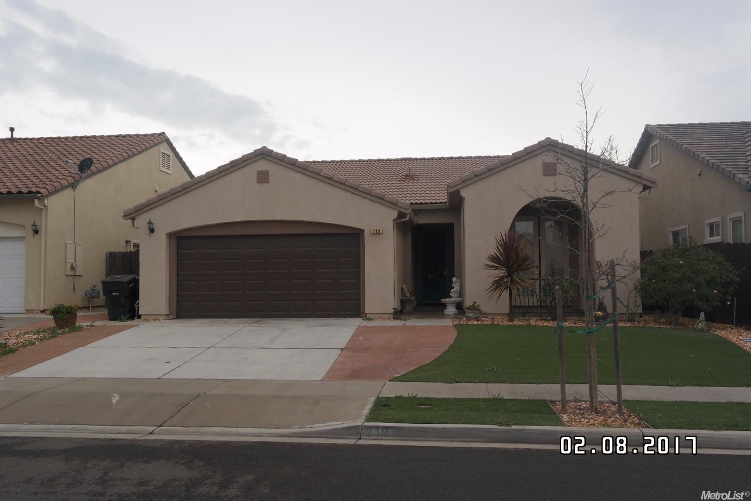 219 Spring, Patterson, CA 95363 photo 1