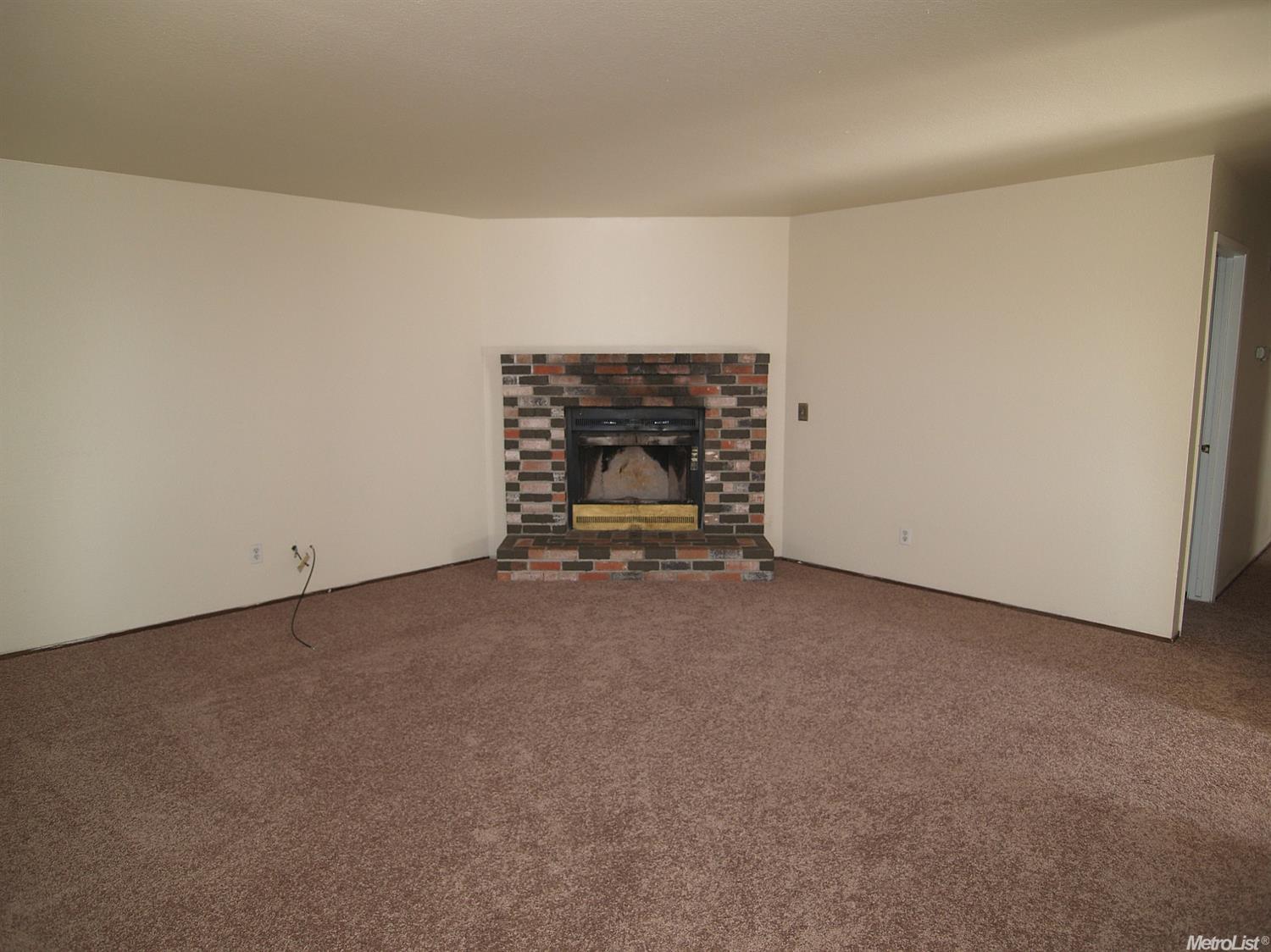 1078 Phillips Dr, Manteca, CA 95336 photo 10