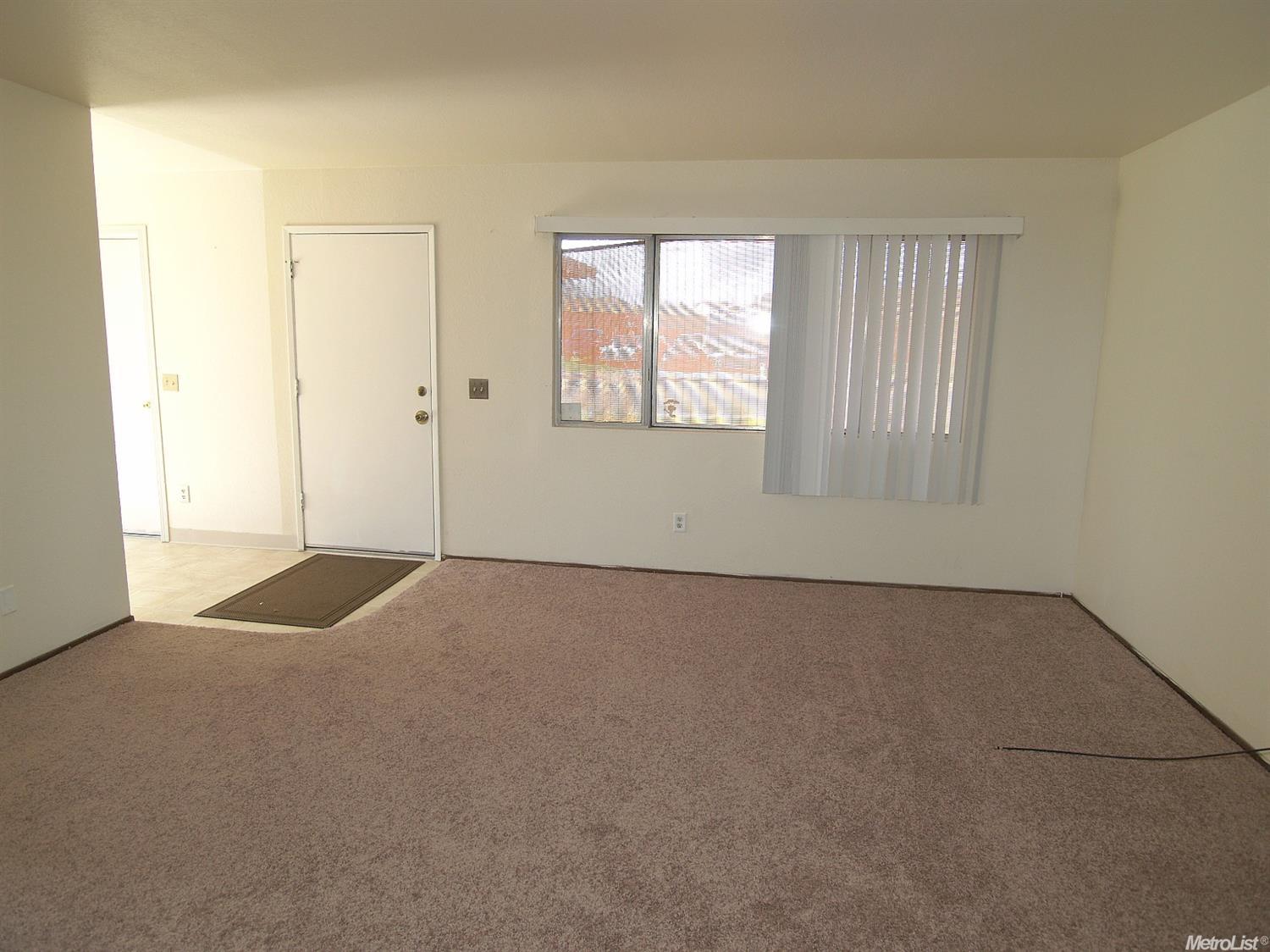 1078 Phillips Dr, Manteca, CA 95336 photo 6