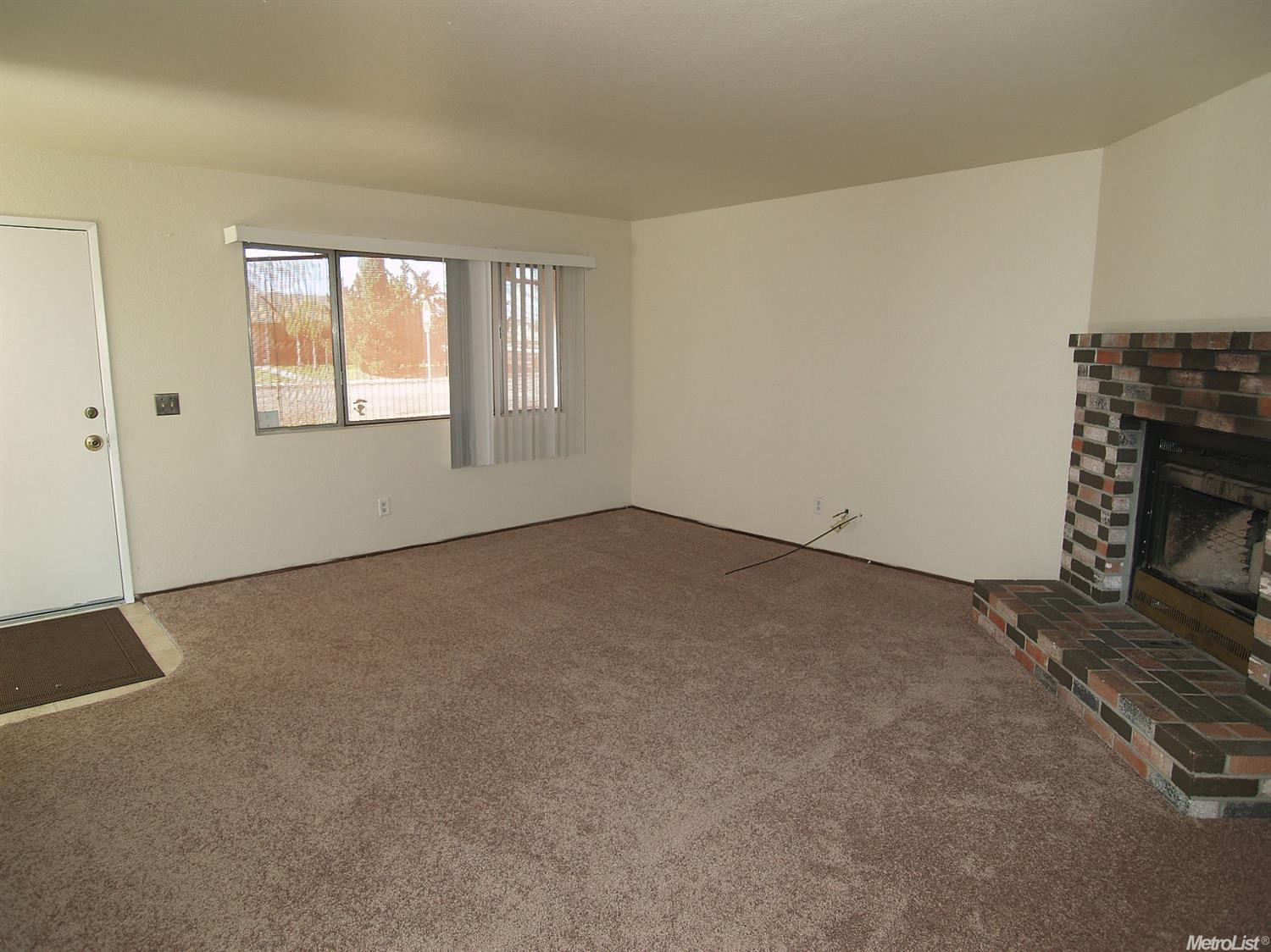 1078 Phillips Dr, Manteca, CA 95336 photo 7