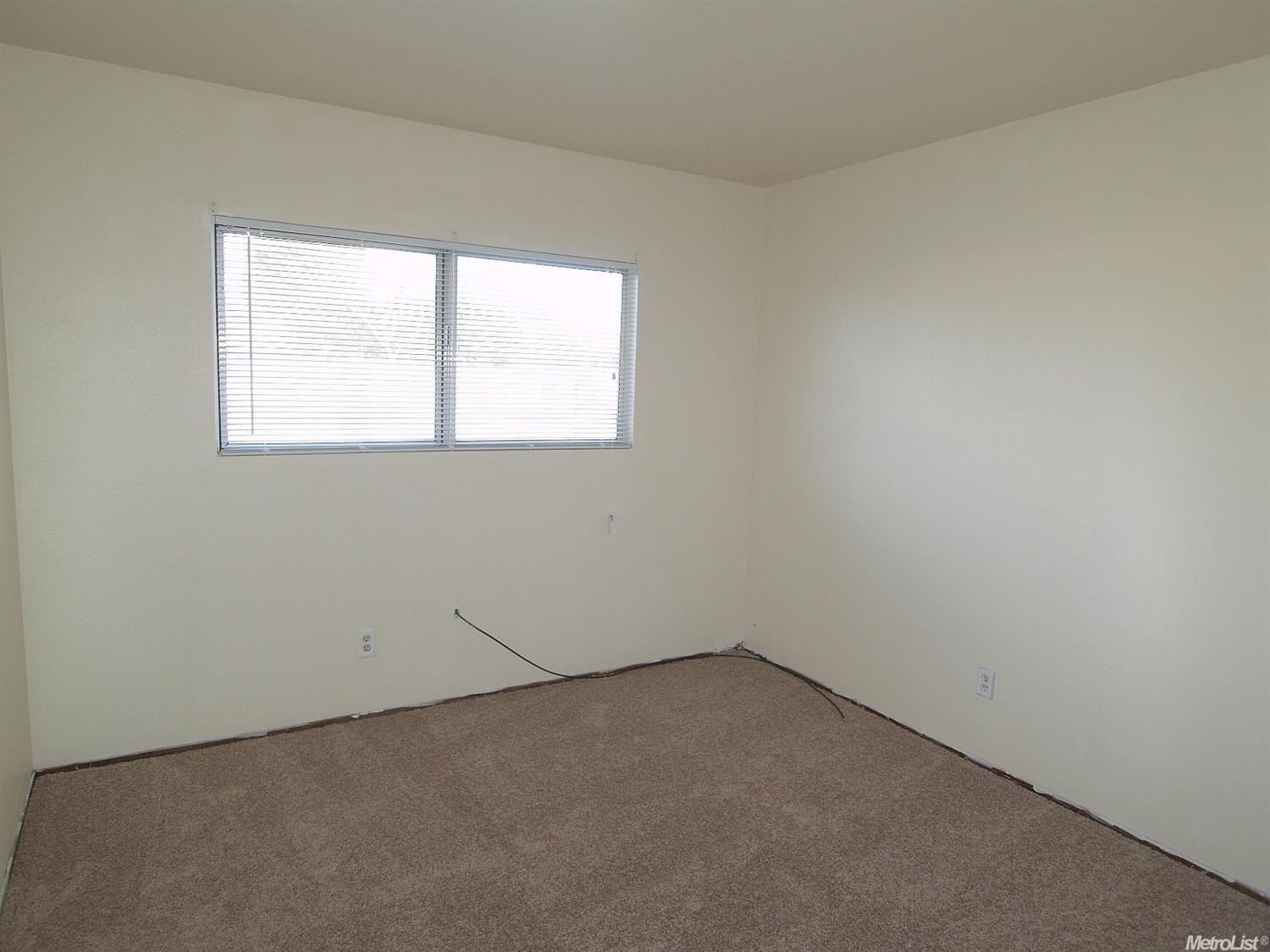 1078 Phillips Dr, Manteca, CA 95336 photo 18