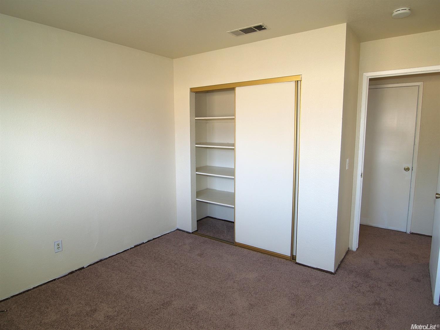 1078 Phillips Dr, Manteca, CA 95336 photo 17
