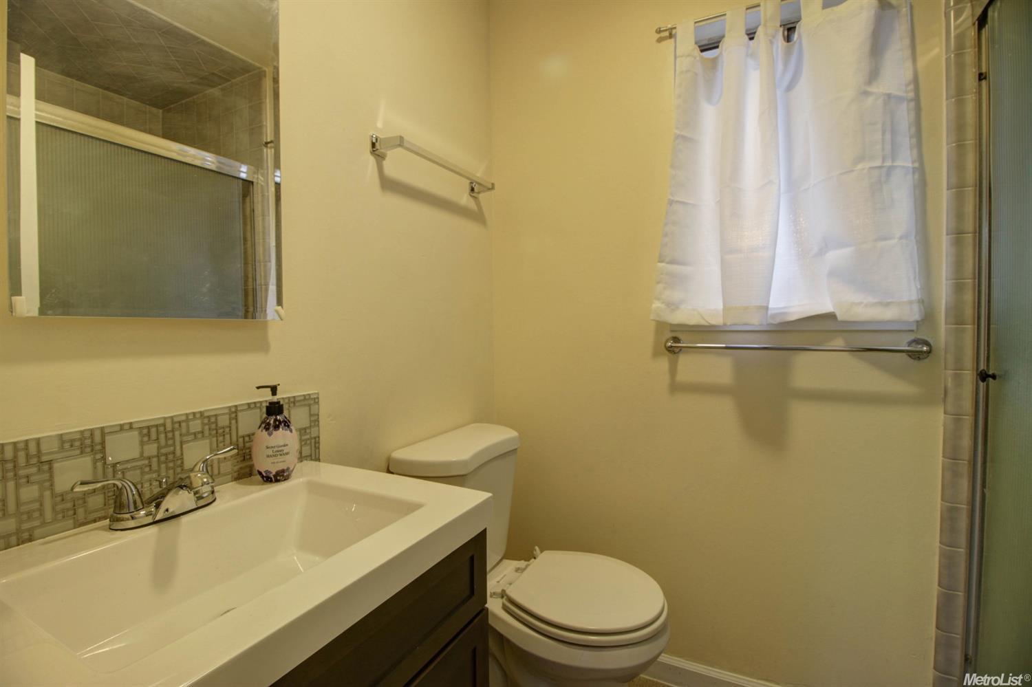 3704 Brixton Pl, Modesto, CA 95356 photo 7
