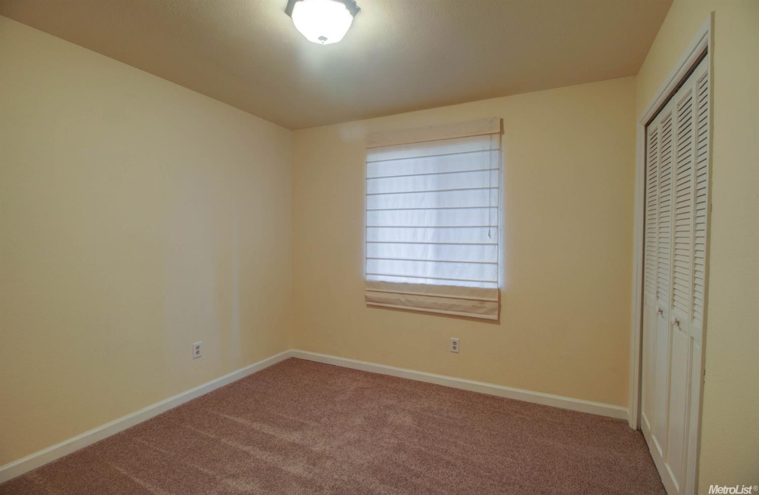 3704 Brixton Pl, Modesto, CA 95356 photo 9