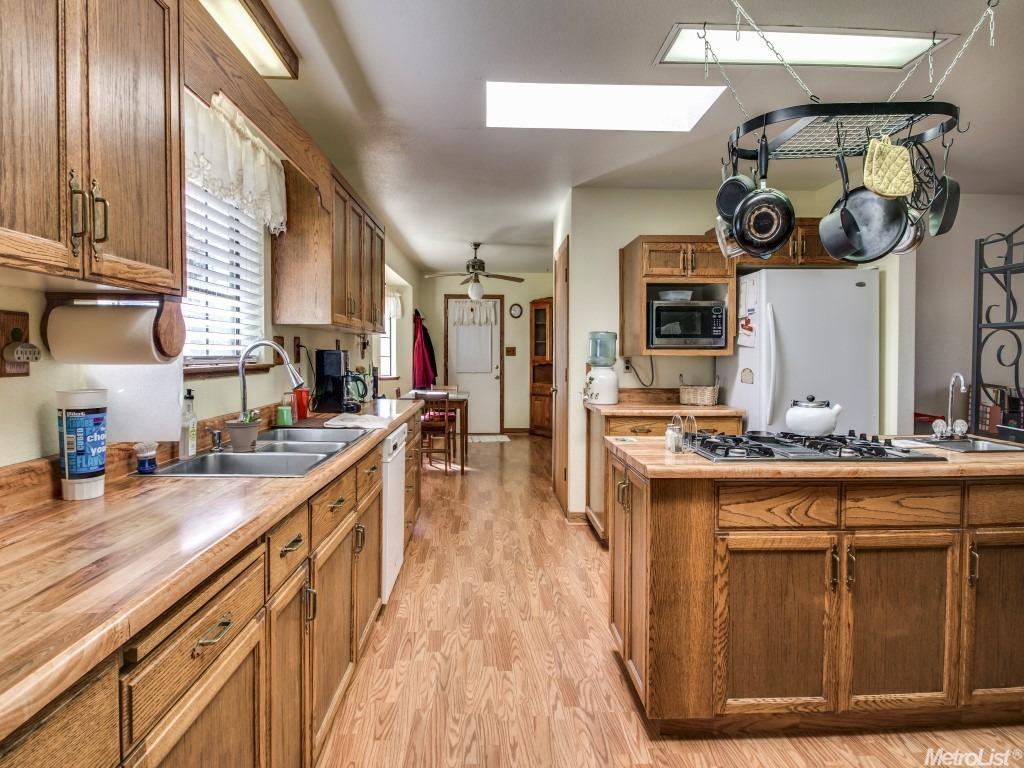 7030 Railroad Flt, Mountain Ranch, CA 95246 photo 10