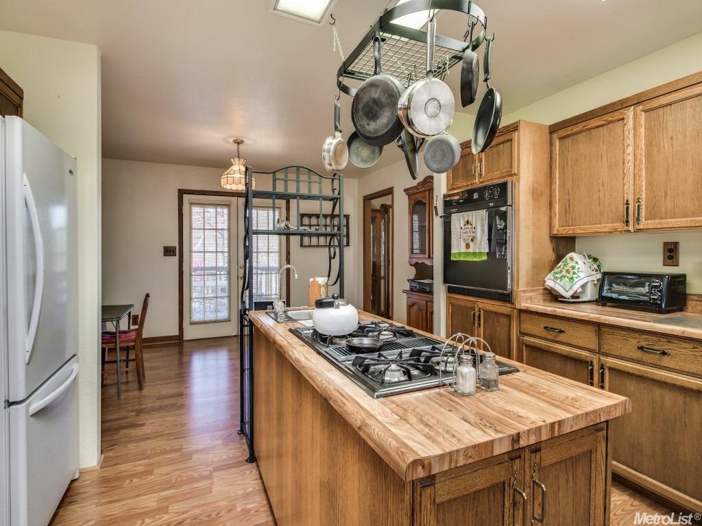 7030 Railroad Flt, Mountain Ranch, CA 95246 photo 12