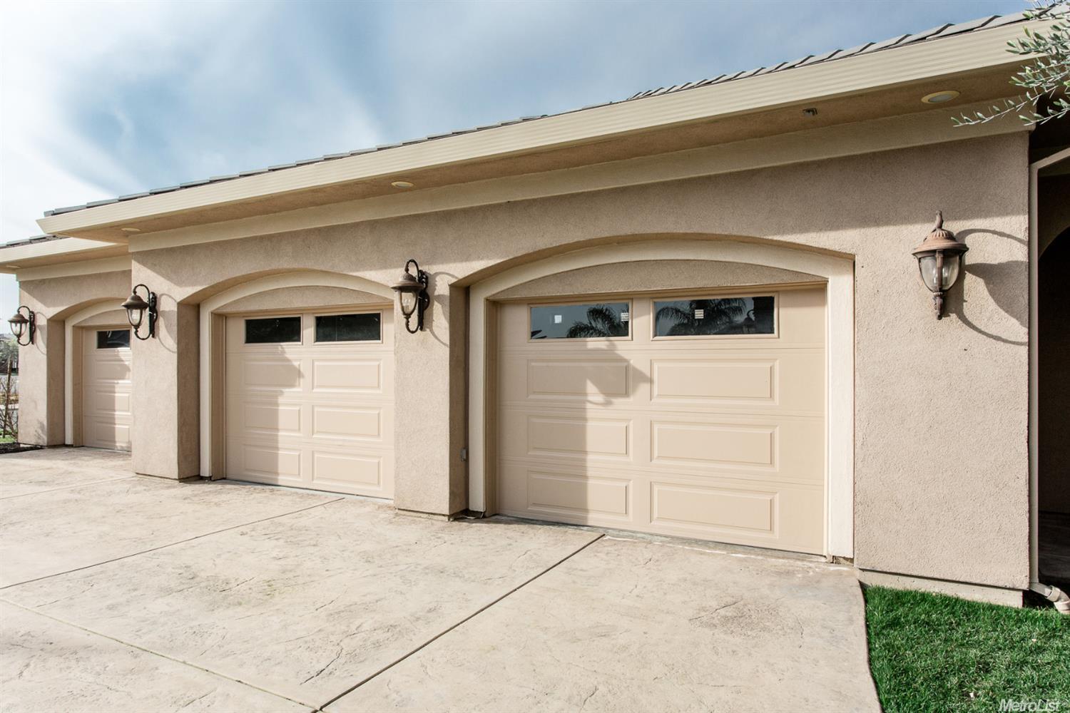 1002 N Canyon Dr, Modesto, CA 95351 photo 28
