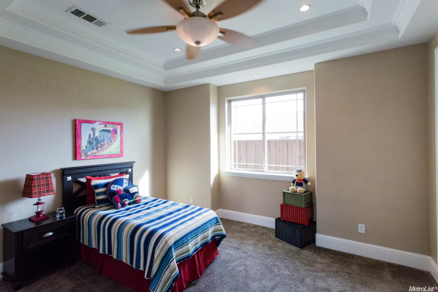 1002 N Canyon Dr, Modesto, CA 95351 photo 23