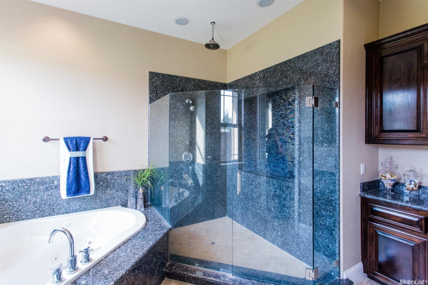 1002 N Canyon Dr, Modesto, CA 95351 photo 21