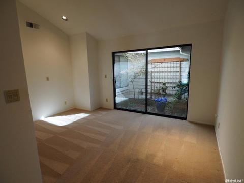 1082 Harrington Way, Carmichael, CA 95608 photo 6