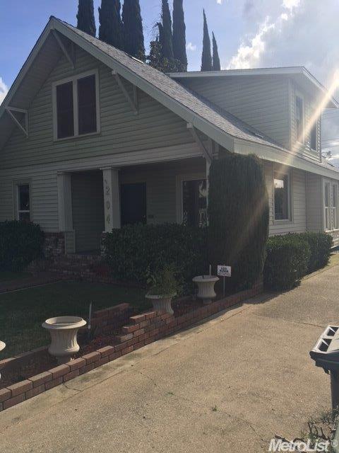 204 Cherry St, Lodi, CA 95240 photo 1