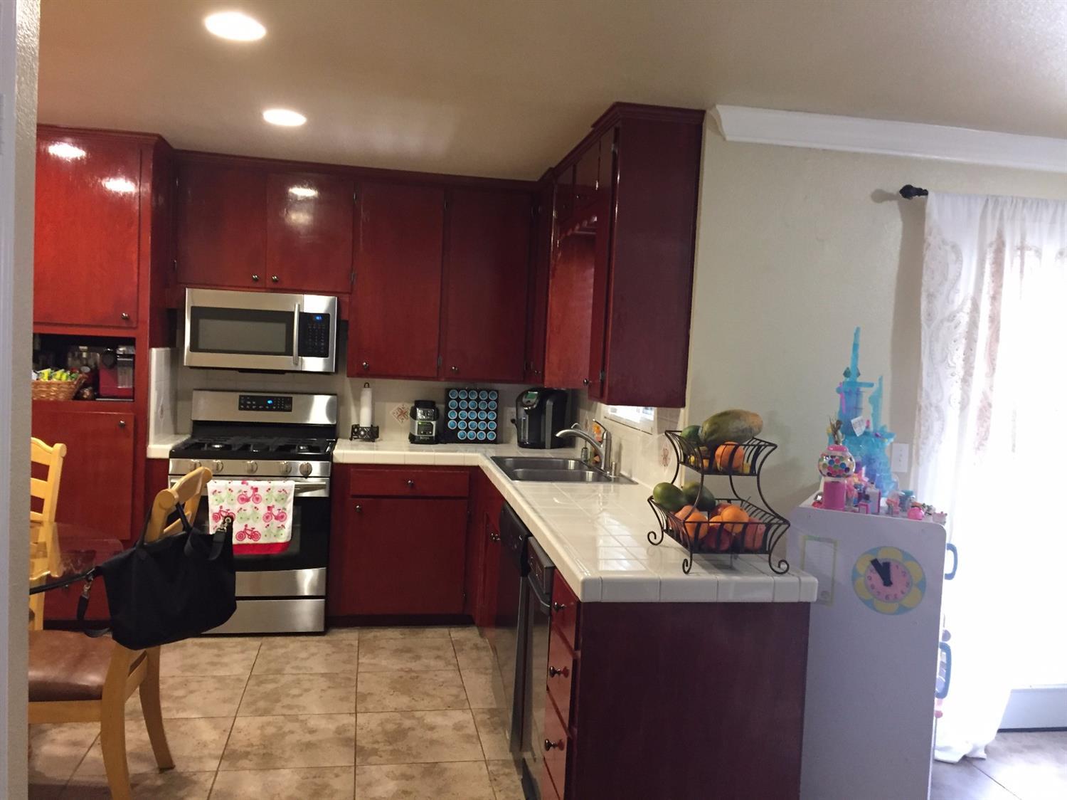 1700 Primrose Ln, Modesto, CA 95355 photo 11