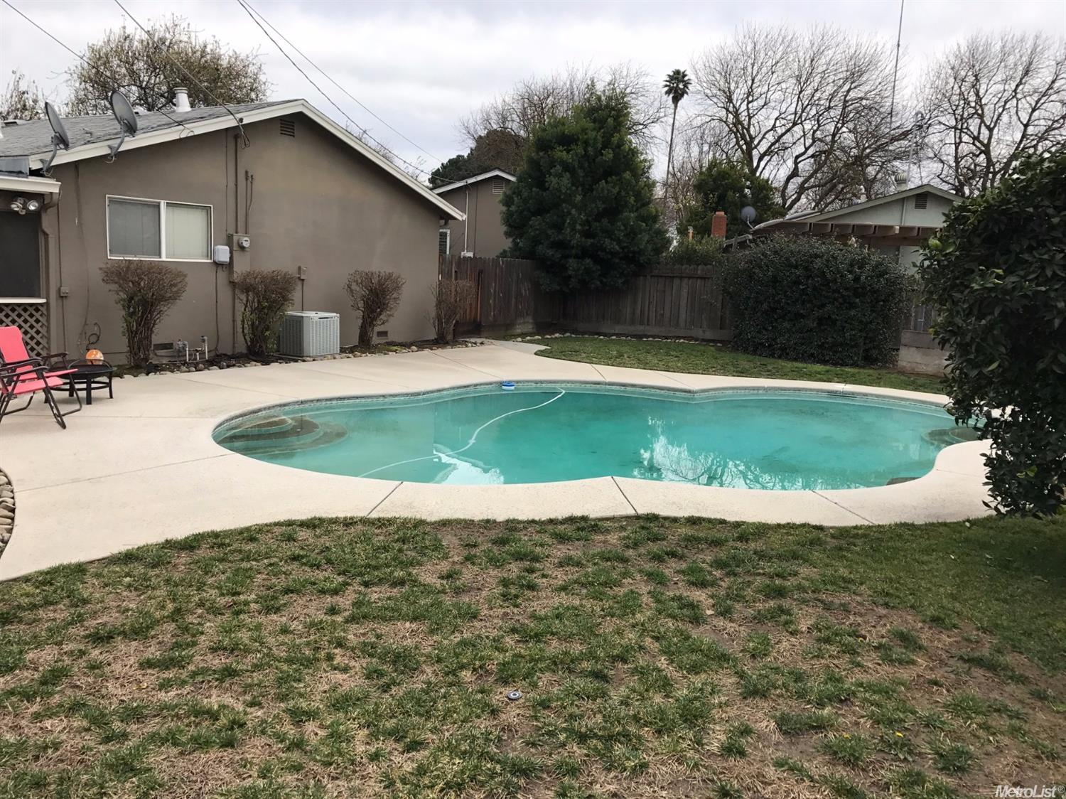 1924 Debonaire Dr, Modesto, CA 95350 photo 6