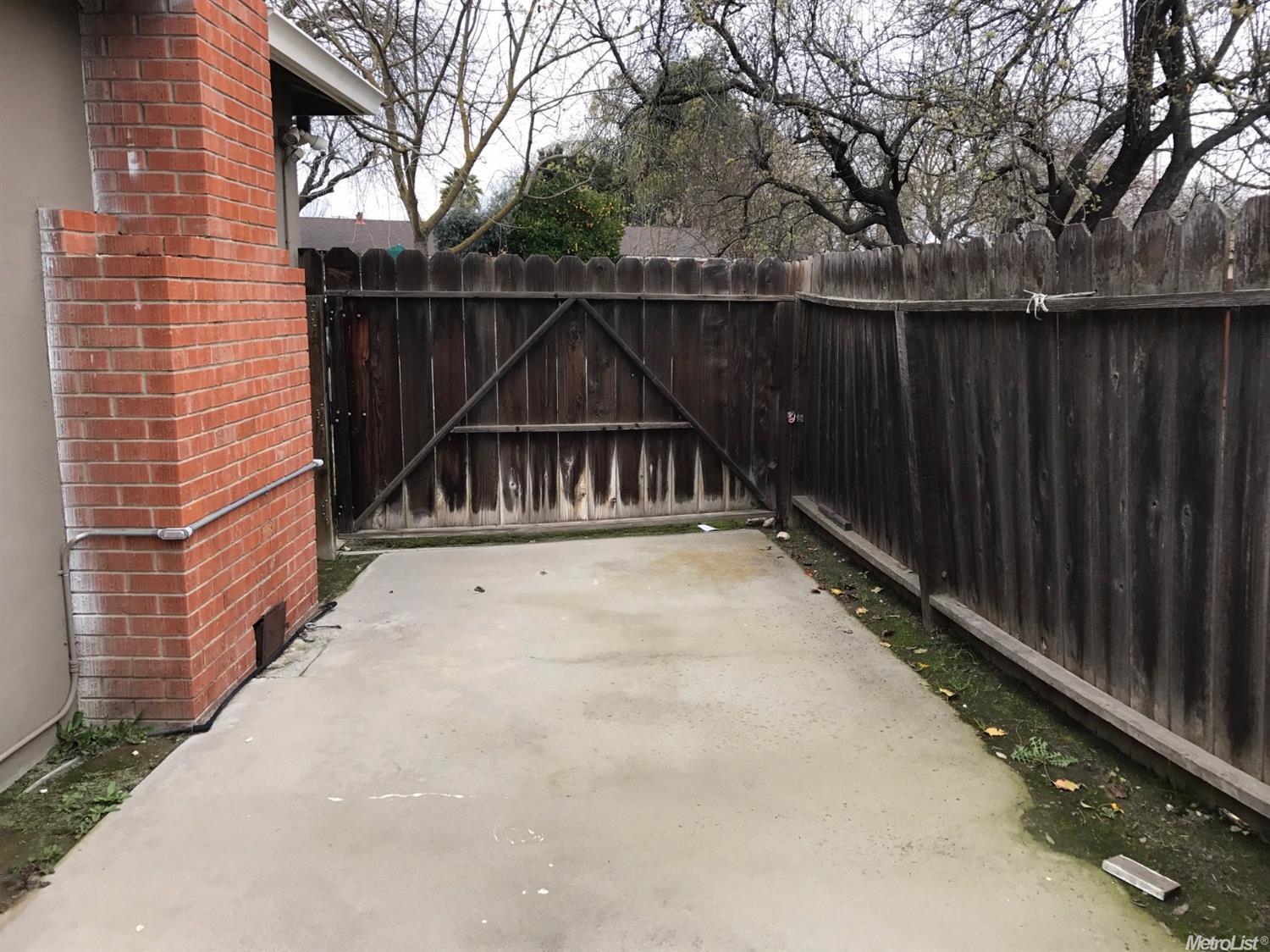 1924 Debonaire Dr, Modesto, CA 95350 photo 29