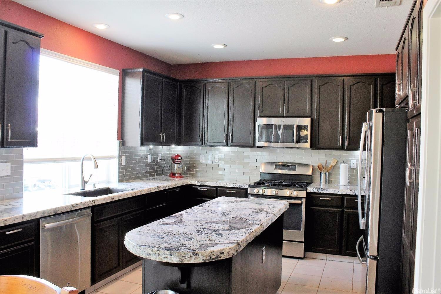 1713 Savory Dr, Manteca, CA 95337 photo 6