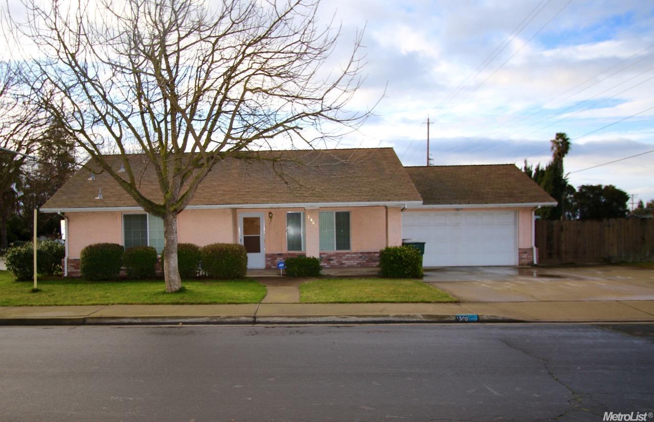 1500 Elm Ave, Modesto, CA 95351 photo 1