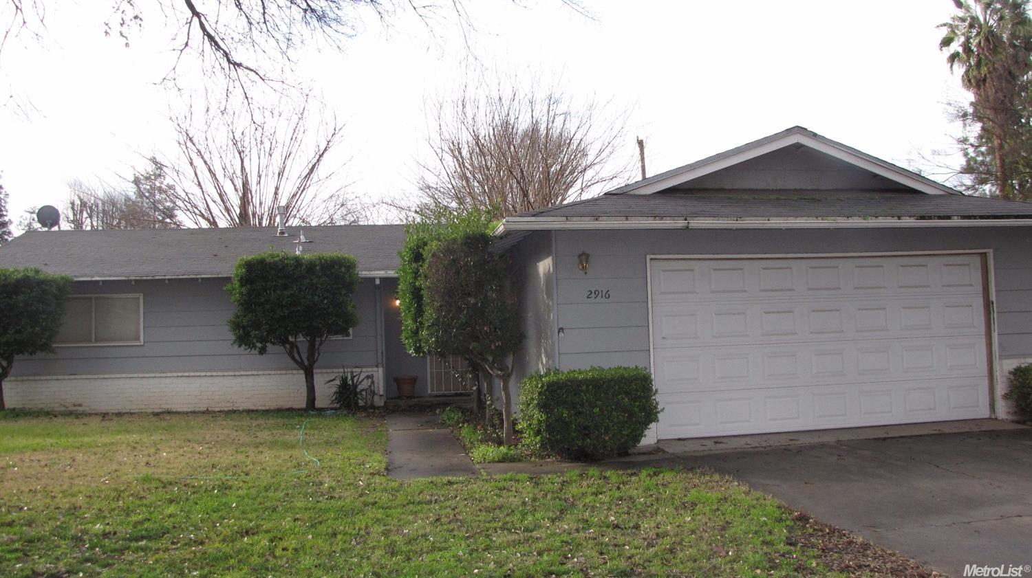 2916 Laramie, Modesto, CA 95355 photo 2