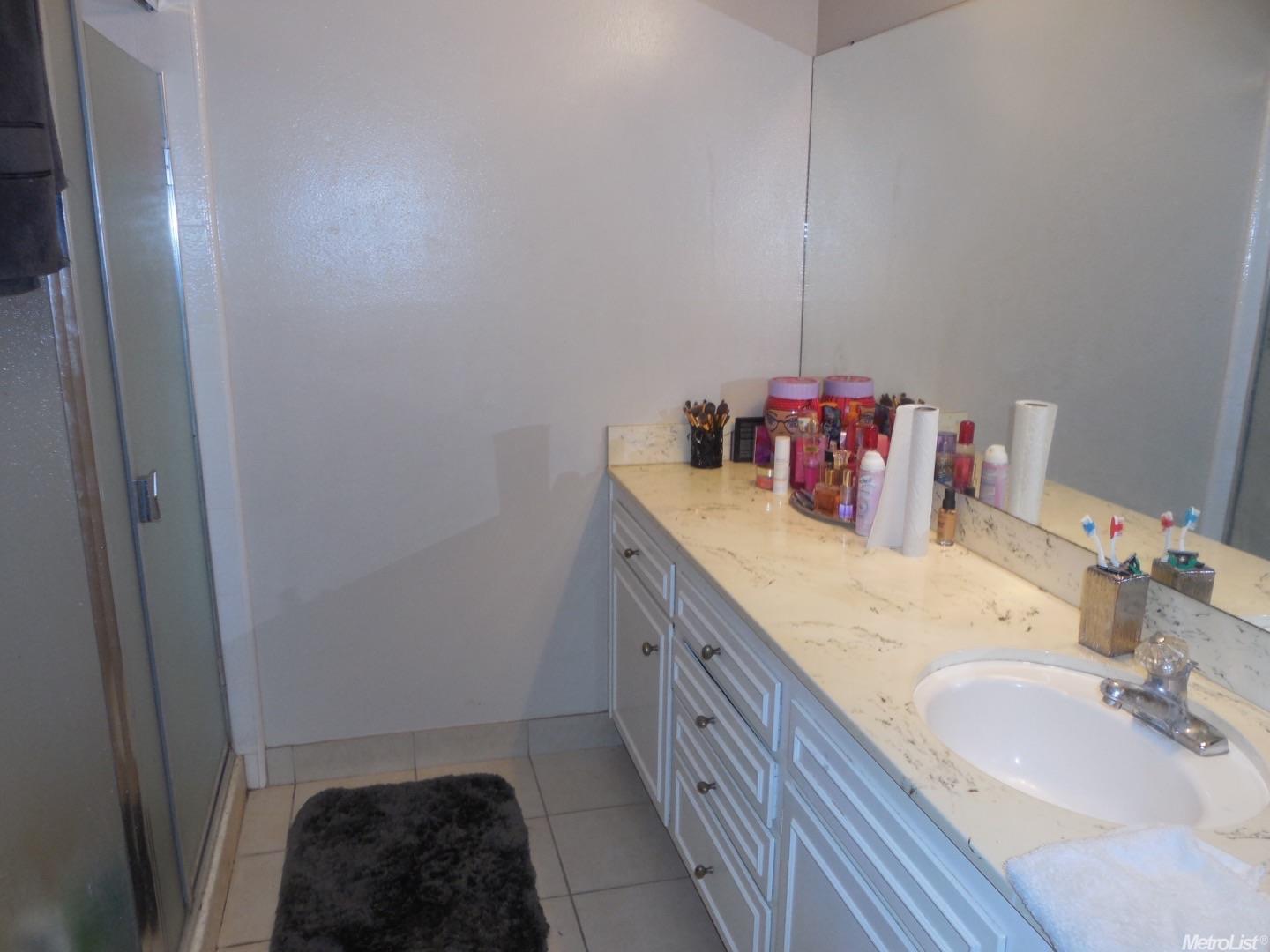 617 W Granger Ave #2, Modesto, CA 95350 photo 5