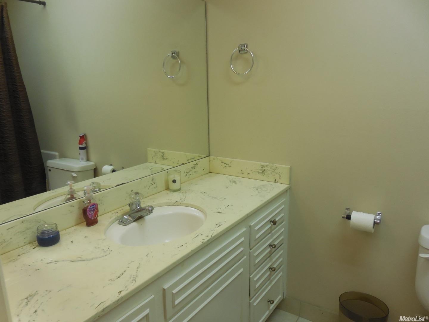 617 W Granger Ave #2, Modesto, CA 95350 photo 4