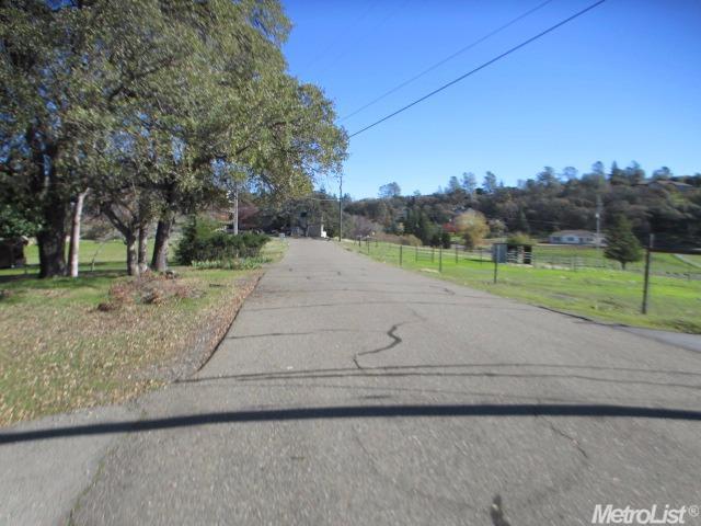 1881 Wild Cat Ct, Cool, CA 95614 photo 3
