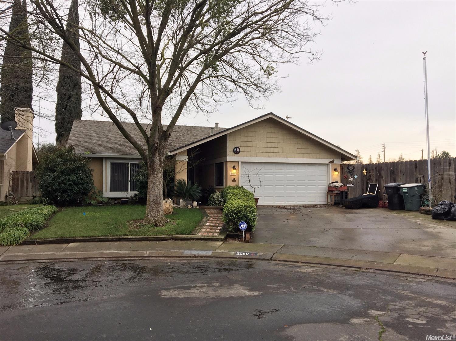 2056 Winton Ave, Modesto, CA 95350 photo 1