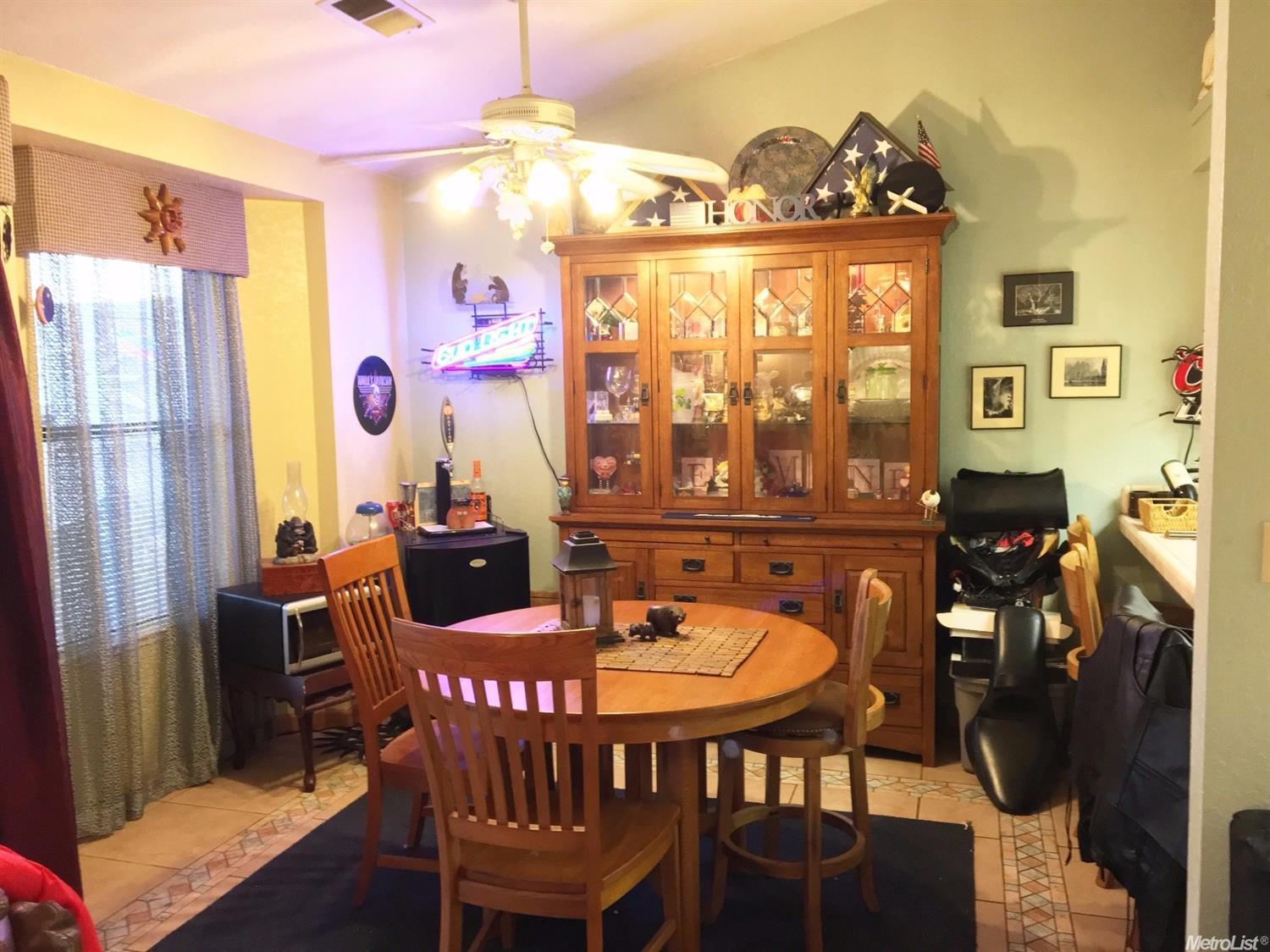 2056 Winton Ave, Modesto, CA 95350 photo 4