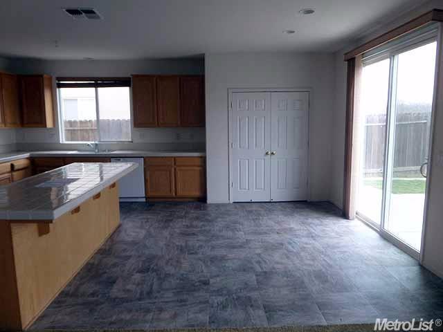 720 Vasconcellos Ave, Manteca, CA 95336 photo 16