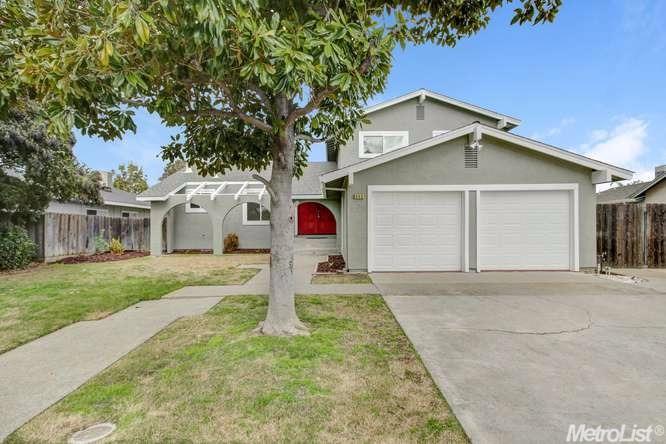 948 Placer Ave, Manteca, CA 95336 photo 1