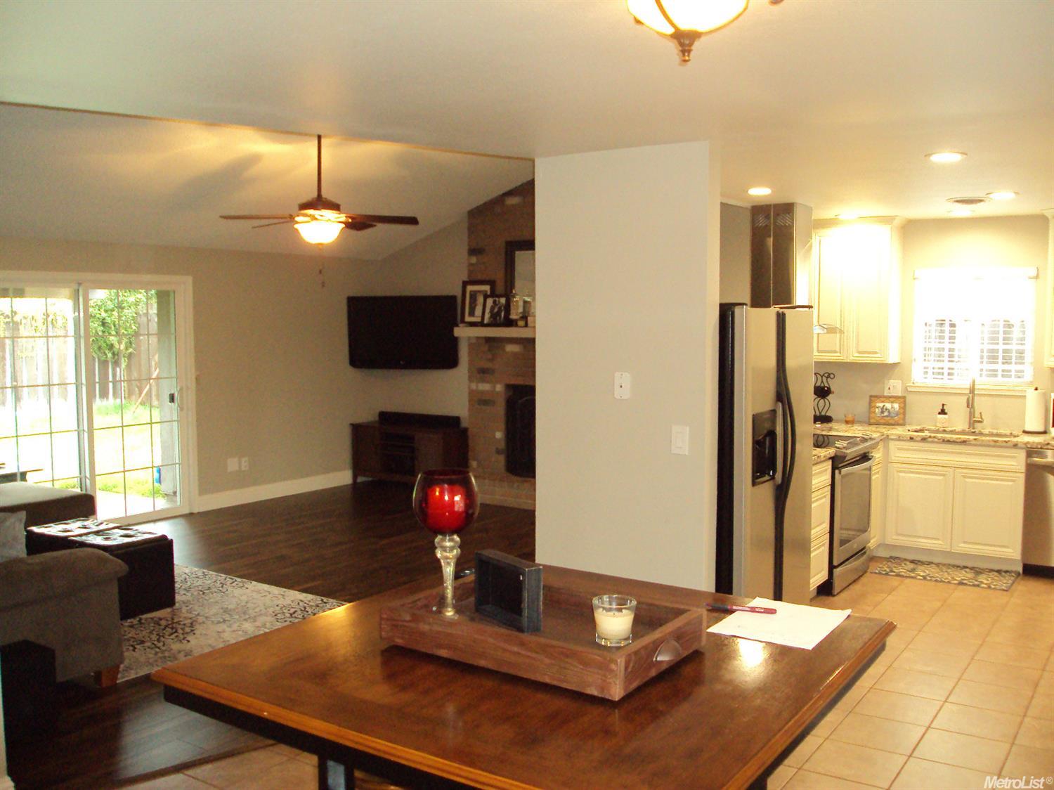 2015 Joett Dr, Turlock, CA 95380 photo 3