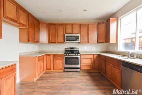 1859 Vaduz Ct, Manteca, CA 95337 photo 8