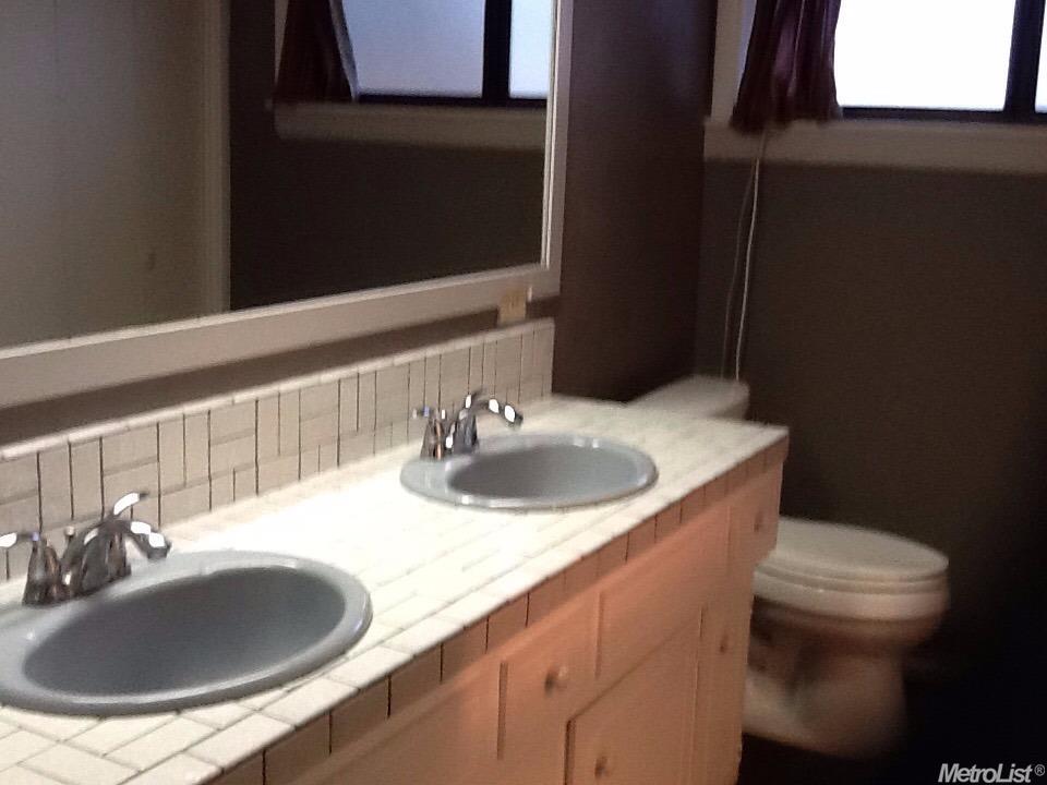 3537 E Orangeburg Ave, Modesto, CA 95355 photo 10