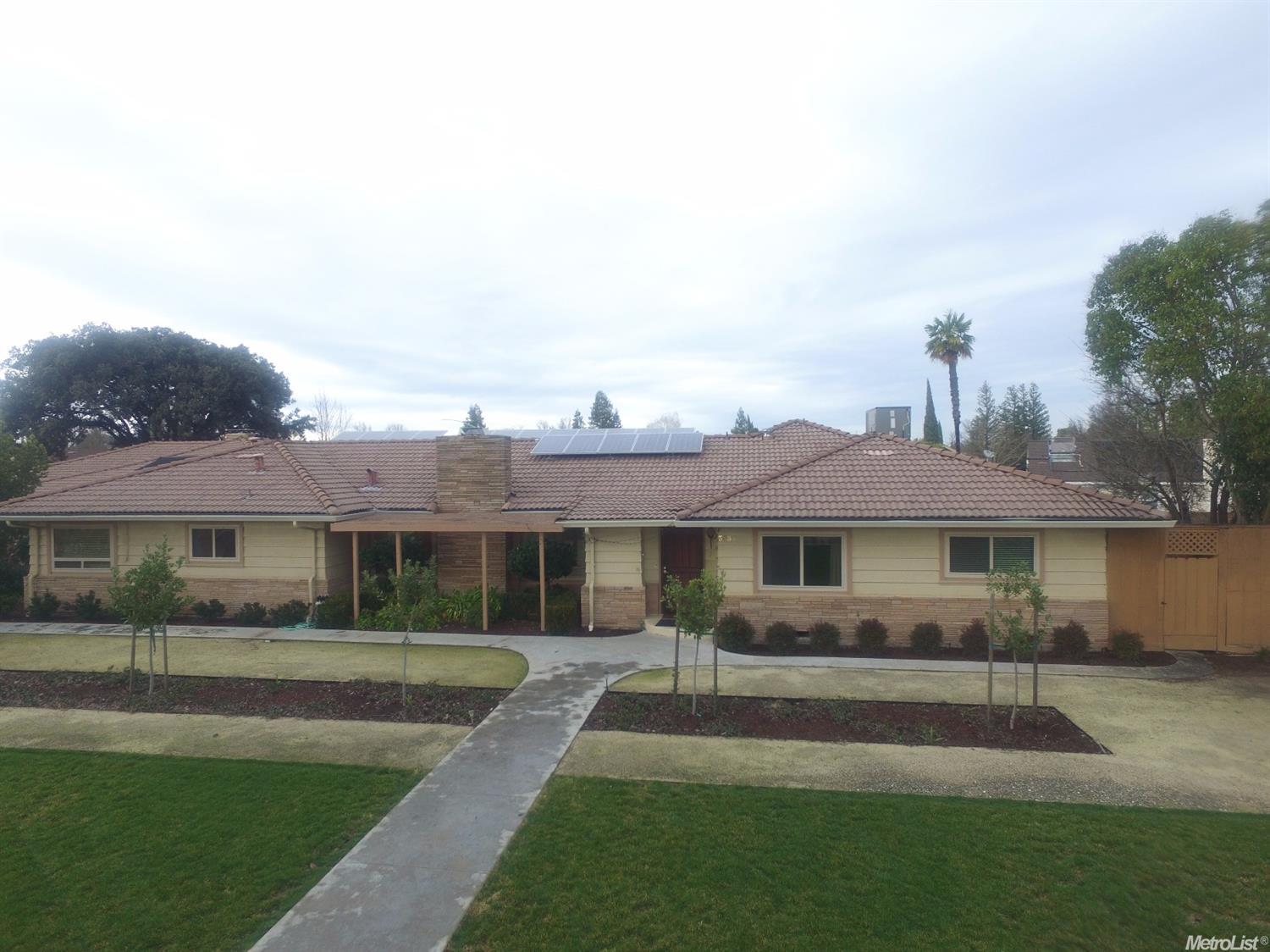 3537 E Orangeburg Ave, Modesto, CA 95355 photo 1