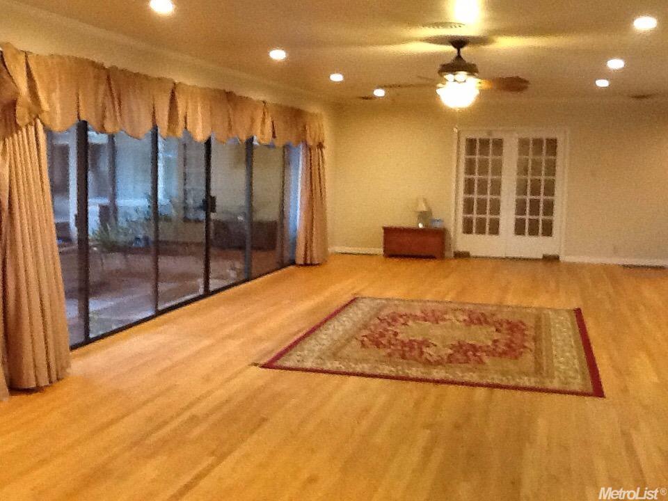 3537 E Orangeburg Ave, Modesto, CA 95355 photo 4