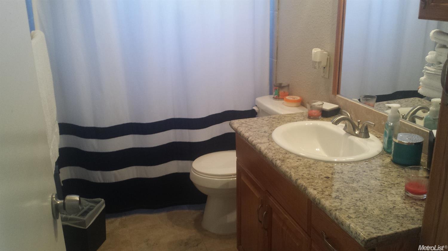 211 Martha St, Manteca, CA 95337 photo 8