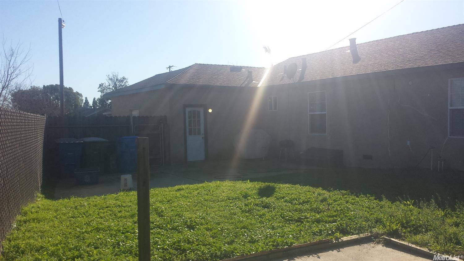 211 Martha St, Manteca, CA 95337 photo 9